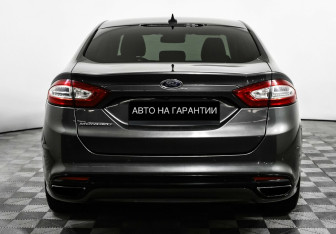 Подержанный автомобиль Ford Mondeo Sedan 2018 года (6 фото)