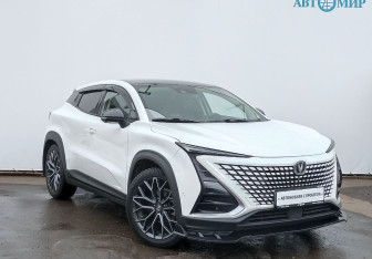 Подержанный автомобиль Changan UNI-T 2023 года (3 фото)