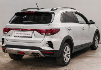 Подержанный автомобиль Kia Rio Hatchback 2021 года (5 фото)