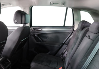 Подержанный автомобиль Volkswagen Tiguan 2018 года (12 фото)