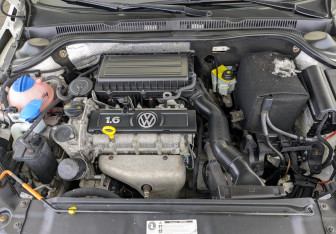 Подержанный автомобиль Volkswagen Jetta Sedan 2014 года (9 фото)