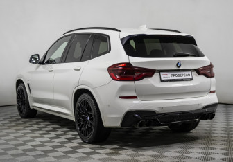 Подержанный автомобиль BMW X3 2019 года (8 фото)