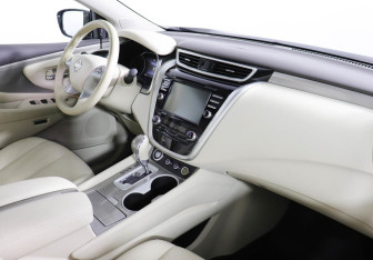 Подержанный автомобиль Nissan Murano Suv 2020 года (6 фото)