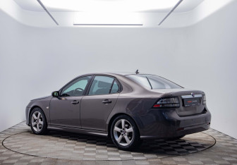 Подержанный автомобиль Saab 9-3 Sedan 2008 года (7 фото)