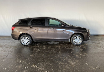 Подержанный автомобиль LADA (ВАЗ) Vesta Wagon 2022 года (7 фото)
