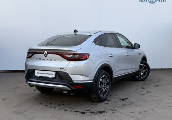 Подержанный автомобиль Renault Arkana 2021 года (5 фото)