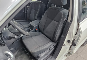 Подержанный автомобиль Renault Koleos 2013 года (20 фото)