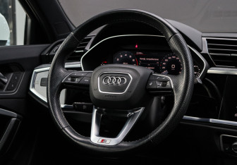 Подержанный автомобиль Audi Q3 Sportback 2021 года (11 фото)