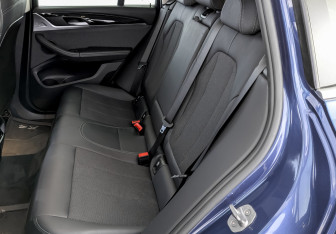 Подержанный автомобиль BMW X4 2019 года (12 фото)