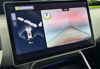 Подержанный автомобиль Avatr 11 2023 года (20 фото)