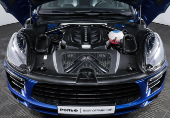 Подержанный автомобиль Porsche Macan 2014 года (23 фото)