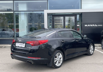Подержанный автомобиль Kia Optima Sedan 2012 года (5 фото)