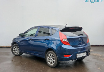Подержанный автомобиль Hyundai Solaris Hatchback 2013 года (7 фото)