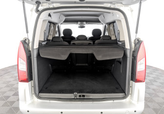 Подержанный автомобиль Citroen Berlingo 2021 года (10 фото)