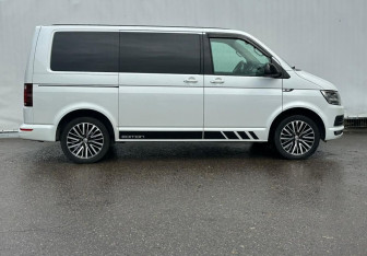 Подержанный автомобиль Volkswagen Multivan 2017 года (4 фото)