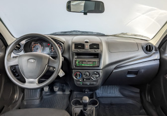 Подержанный автомобиль LADA (ВАЗ) Granta Sedan 2023 года (13 фото)