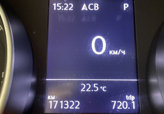 Подержанный автомобиль Volkswagen Golf Wagon 2017 года (18 фото)