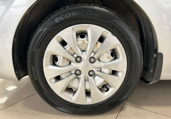 Подержанный автомобиль Kia Rio Sedan 2017 года (21 фото)