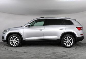 Подержанный автомобиль Skoda Kodiaq 2020 года (8 фото)