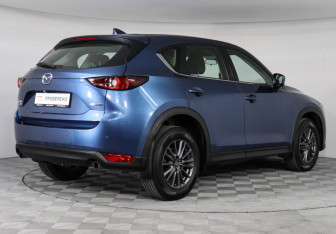Подержанный автомобиль Mazda CX-5 2021 года (5 фото)