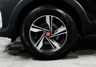 Подержанный автомобиль Renault Kaptur 2017 года (7 фото)