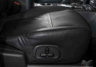 Подержанный автомобиль Mitsubishi Pajero 2013 года (17 фото)