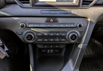 Подержанный автомобиль Kia Sportage 2017 года (26 фото)