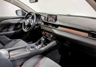 Подержанный автомобиль Mazda 6 Sedan 2019 года (11 фото)