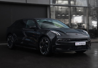 Подержанный автомобиль Zeekr 001 2022 года (3 фото)