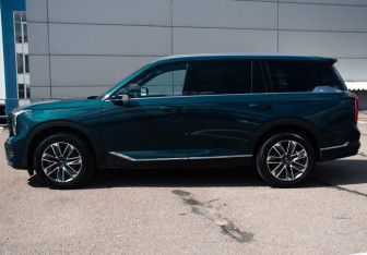 Подержанный автомобиль GAC GS8 2023 года (8 фото)
