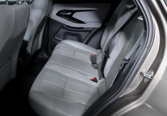 Подержанный автомобиль Land Rover Range Rover Evoque 2019 года (10 фото)