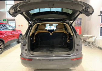 Подержанный автомобиль AITO M7 2023 года (7 фото)