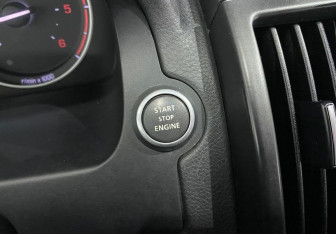 Подержанный автомобиль Land Rover Freelander 2013 года (18 фото)