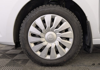 Подержанный автомобиль Skoda Rapid Liftback 2021 года (12 фото)