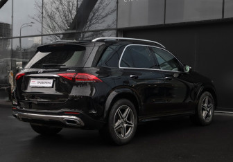 Подержанный автомобиль Mercedes-Benz GLE 2019 года (5 фото)