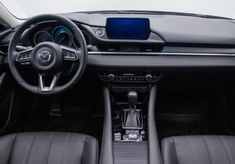 Подержанный автомобиль Mazda 6 Sedan 2023 года (13 фото)
