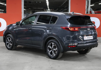 Подержанный автомобиль Kia Sportage 2021 года (7 фото)