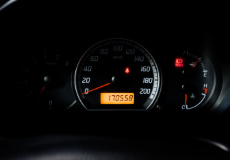 Подержанный автомобиль Suzuki Swift Hatchback 2008 года (11 фото)