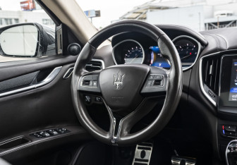Подержанный автомобиль Maserati Ghibli Sedan 2016 года (10 фото)