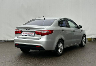 Подержанный автомобиль Kia Rio Sedan 2014 года (5 фото)