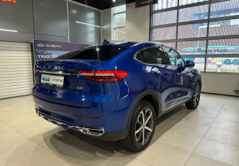 Подержанный автомобиль Haval F7x 2022 года (4 фото)