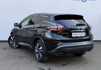 Подержанный автомобиль Nissan Murano Suv 2021 года (7 фото)