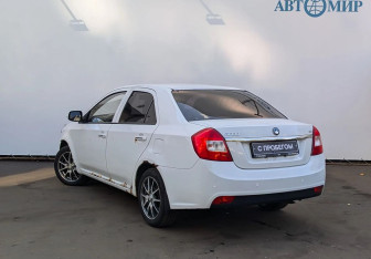 Подержанный автомобиль Geely GC6 2014 года (7 фото)