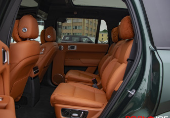 Подержанный автомобиль LiXiang L9 2023 года (10 фото)