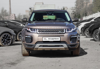 Подержанный автомобиль Land Rover Range Rover Evoque 2018 года (2 фото)