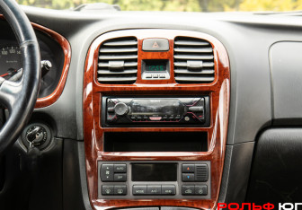 Подержанный автомобиль Hyundai Sonata 2008 года (12 фото)
