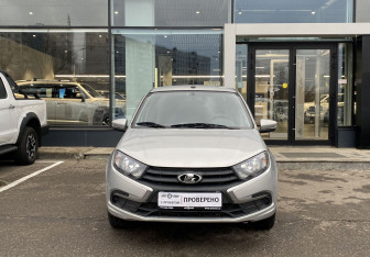 Подержанный автомобиль LADA (ВАЗ) Granta Sedan 2020 года (2 фото)