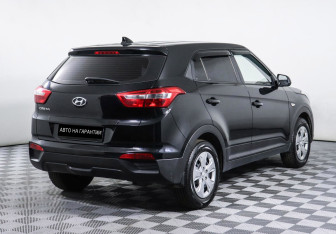 Подержанный автомобиль Hyundai Creta 2018 года (3 фото)