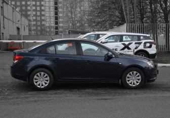 Подержанный автомобиль Chevrolet Cruze Sedan 2011 года (4 фото)