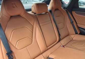 Подержанный автомобиль BYD Han 2022 года (15 фото)